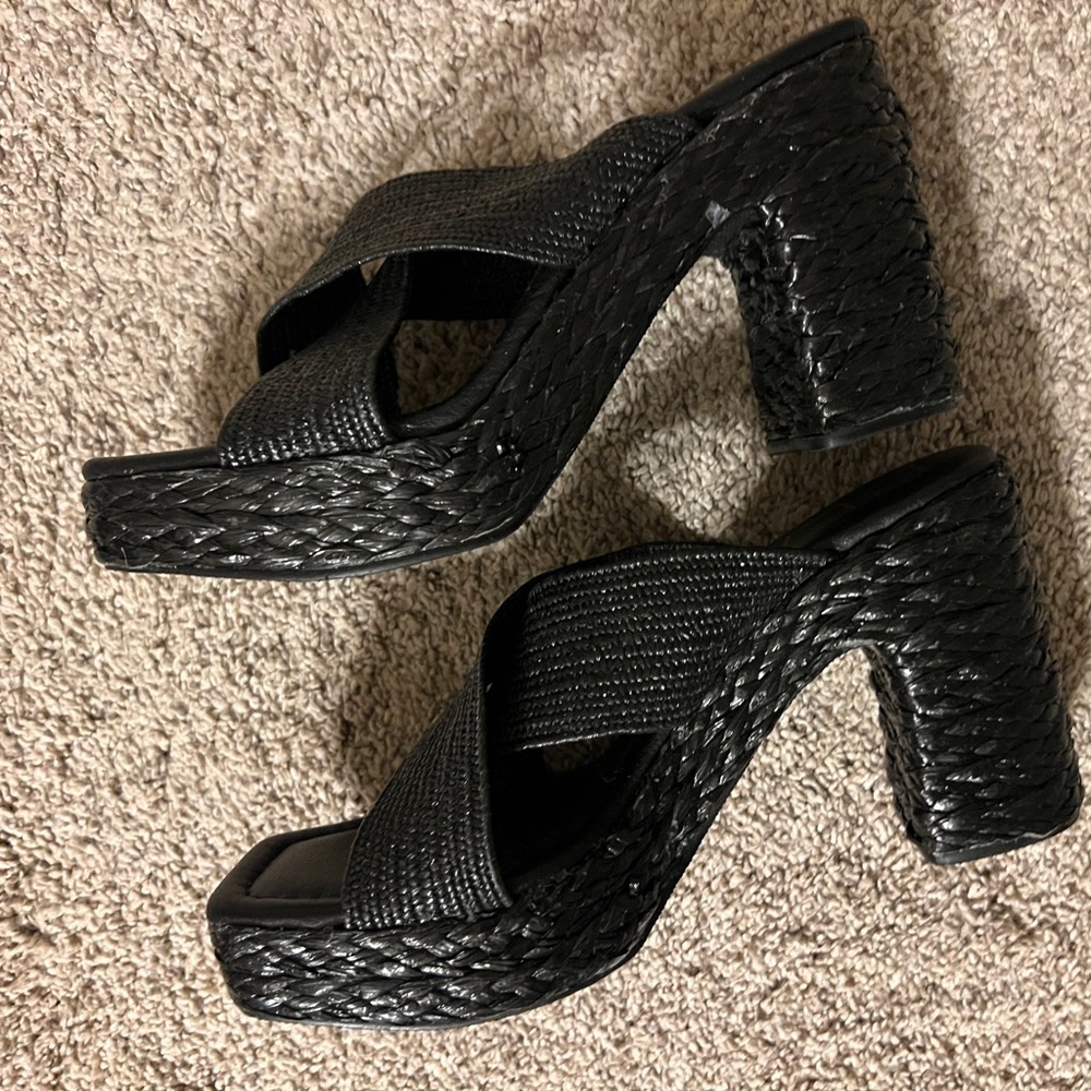 Black raffia heels